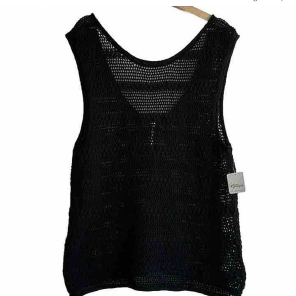 Free people, Black Sleeveless Knit Top